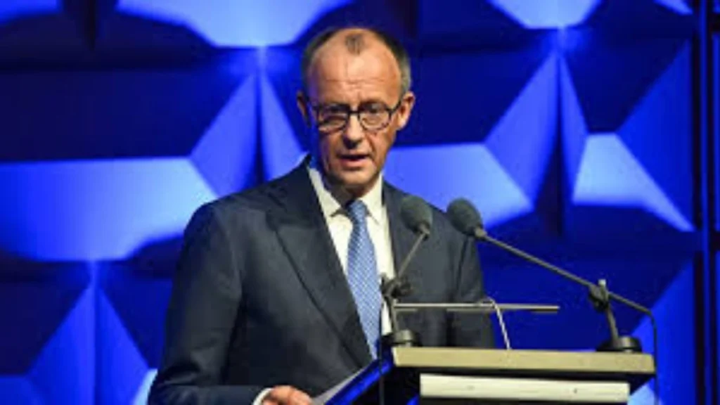 Merz kritisiert frühere Flüchtlingspolitik