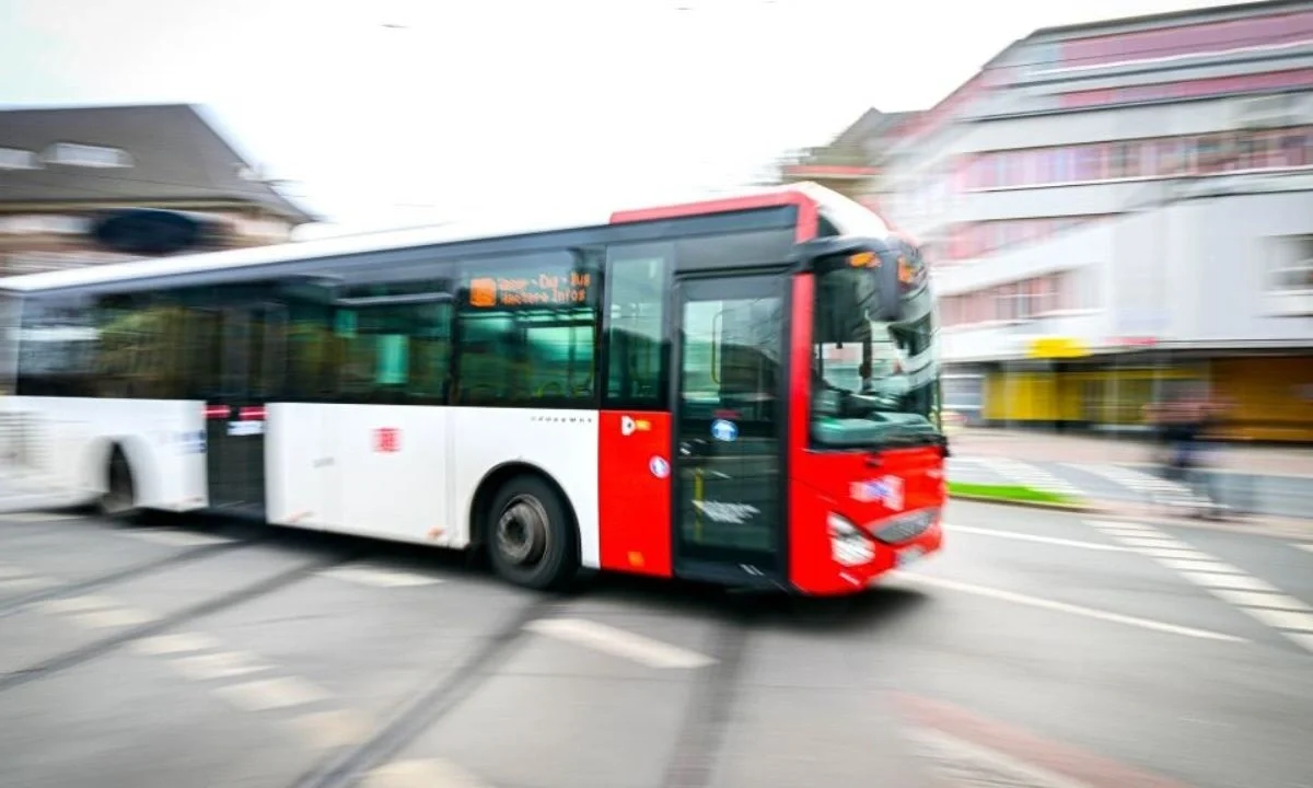 Teenager Fährt Gestohlenen Bus 130 Kilometer